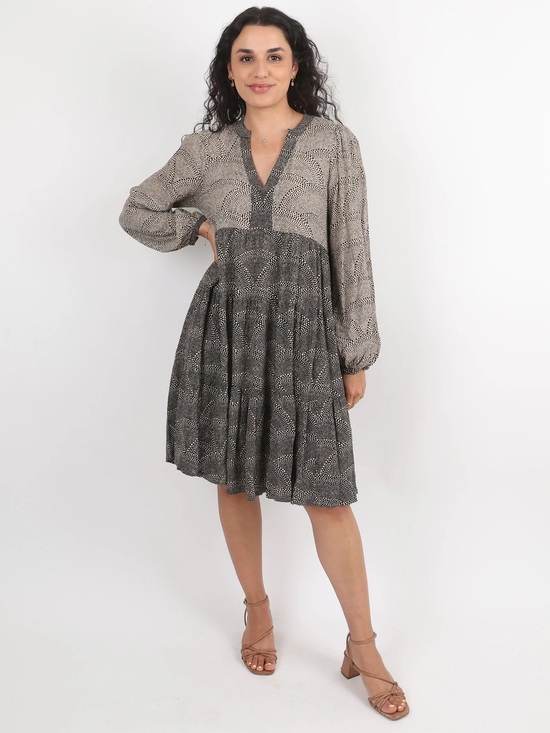 Maeve Dresses & Skirts - Maeve Anthropologie Black Tan Boho Printed V-Neck Long Sleeve Tiered Dress XL